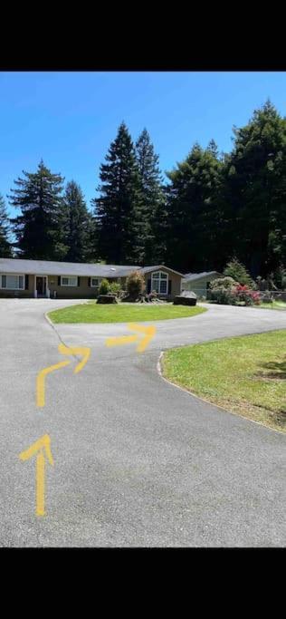 Apartamento Get Away In The Redwoods Crescent City Exterior foto